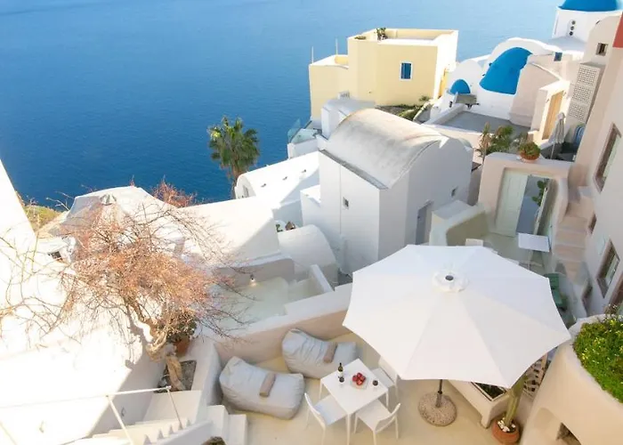 Opsis Cave House