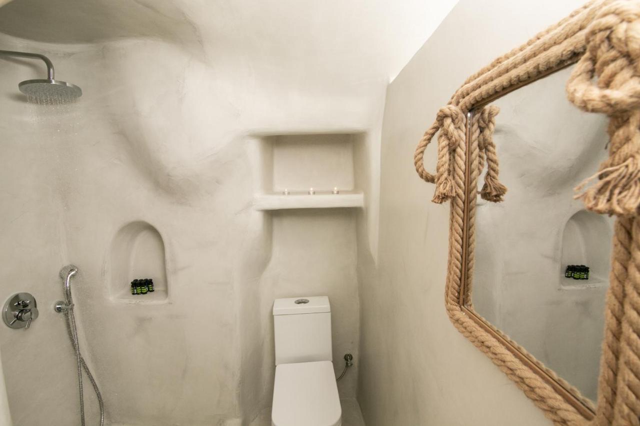 Opsis Cave House Oía