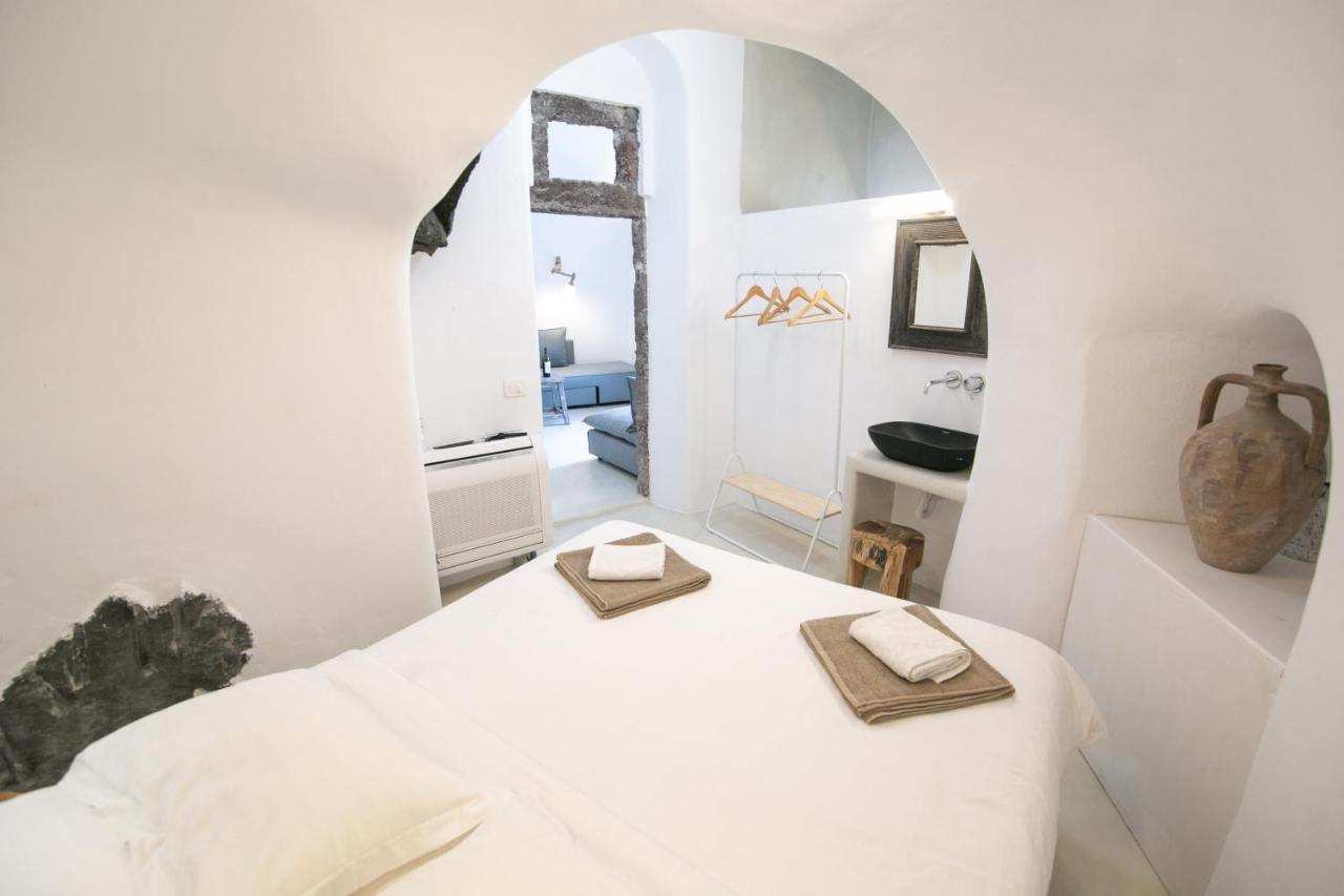 Opsis Cave House Oía